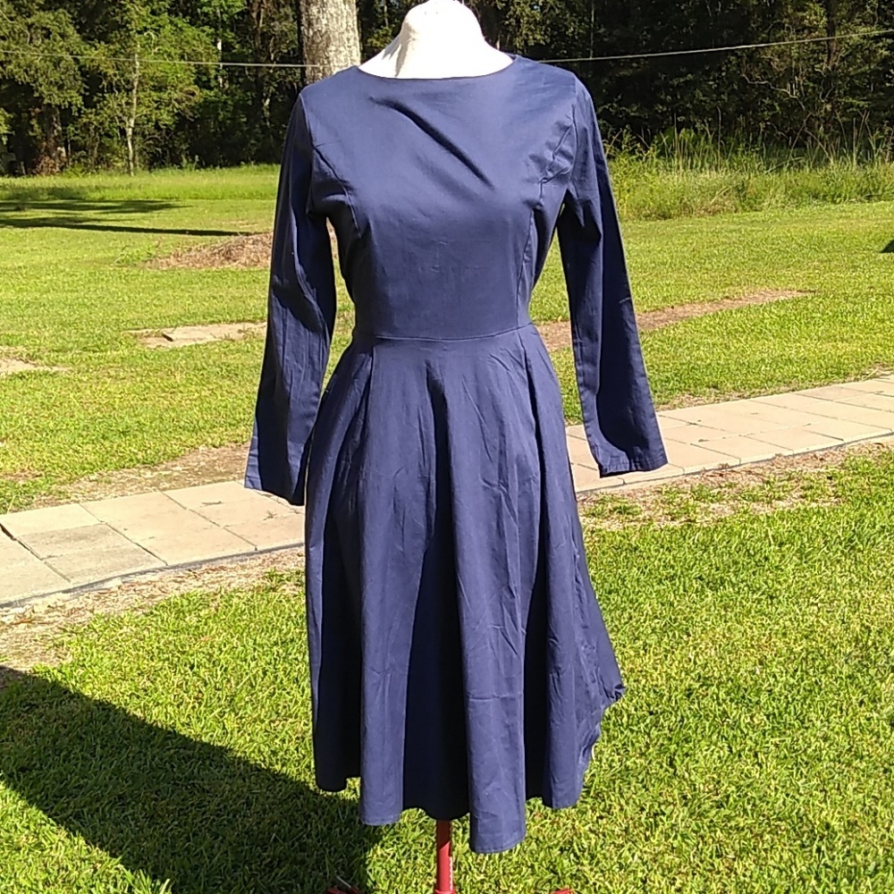 Vintage style long sleeve dress